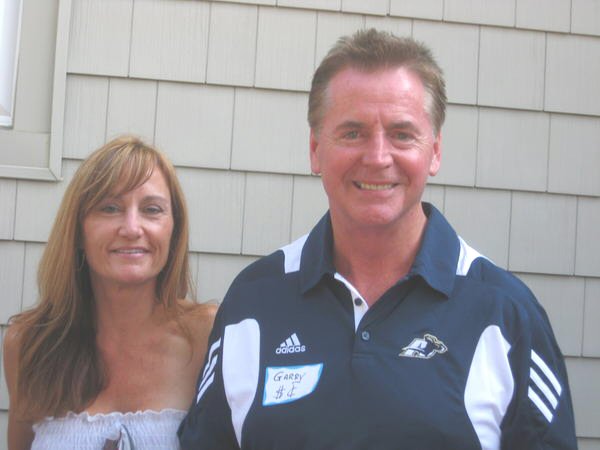 Sandy and Garry Moneypenny Sandy and Garry Moneypenny